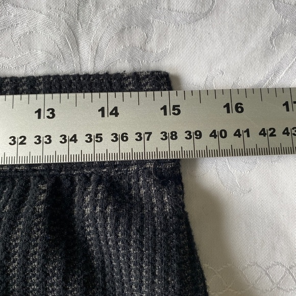 SIMONS Women's Black/Gray Geometric Office Leggings Size Medium Stretchy Pants - Picture 7 of 10